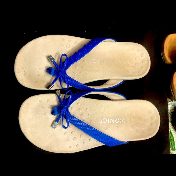 orthopedic flip flops vionic